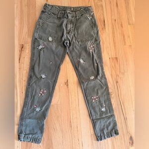 Lucky Brand Olive Embroidered Women Jeans